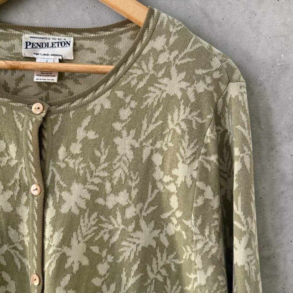 Pendleton Olive Green Floral Jacquard Cardigan with Pink Accent! Large! - Picture 5 of 7